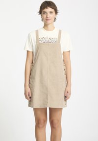 Короткое платье Короткое платье