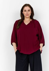 Блузка Блузка