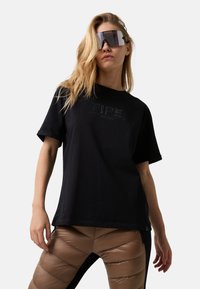 Спортивная майка Спортивная майка