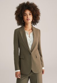 Костюм Костюм