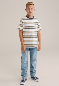 Футболка Футболка