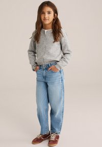 Джинсы Джинсы