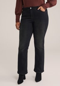 Прямые джинсы Прямые джинсы