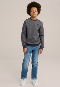 Джинсы Джинсы