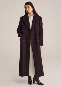 Шерстяное пальто Шерстяное пальто