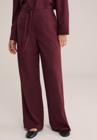 Широкие брюки Широкие брюки