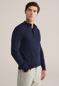 Пуловер Пуловер