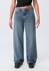 Джинсы Джинсы