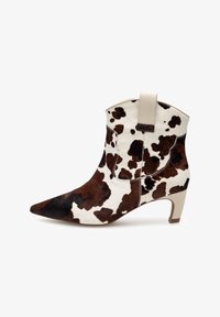 Ковбойские сапоги Ковбойские сапоги