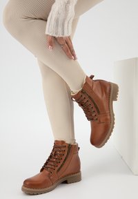 Ботинки Ботинки