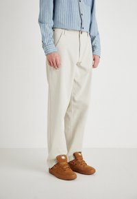 Чиносы Чиносы