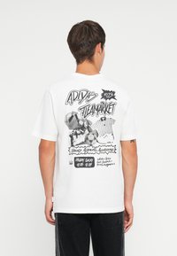 Футболка Футболка