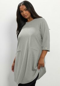 Вязаное платье Вязаное платье