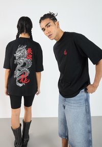 Футболка Футболка