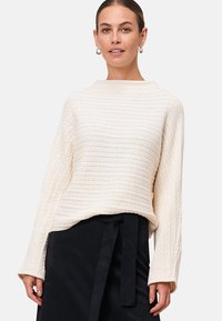 Пуловер Пуловер