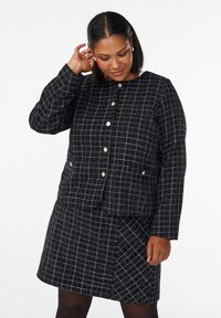 Блейзер Блейзер