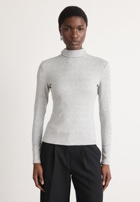 Водолазка Водолазка