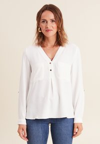 Блузка Блузка