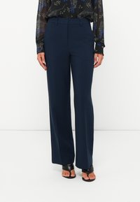 Широкие брюки Широкие брюки