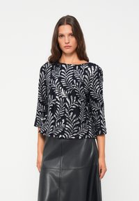 Блузка Блузка