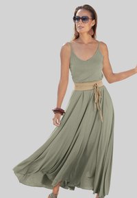 Длинное платье Длинное платье