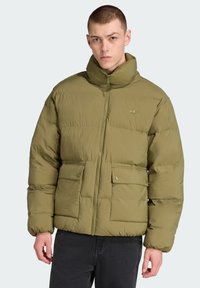 Зимняя куртка Зимняя куртка