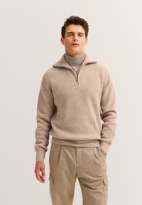 Пуловер Пуловер