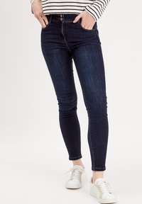 Джинсы Джинсы