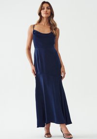 Летнее платье Летнее платье