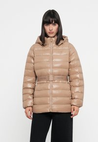 Зимняя куртка Зимняя куртка