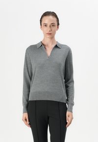 Пуловер Пуловер