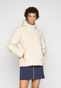 Спортивная куртка Спортивная куртка