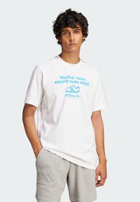 Футболка Футболка