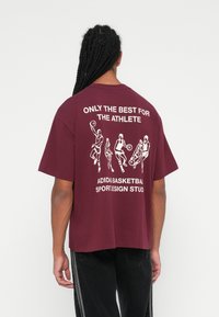 Футболка Футболка