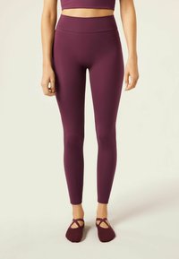 Леггинсы Леггинсы