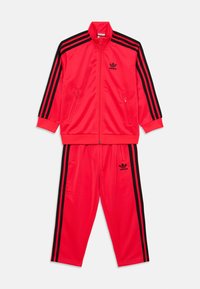 Спортивные штаны Спортивные штаны