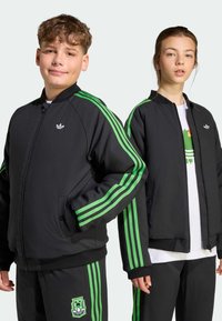 Куртка Куртка