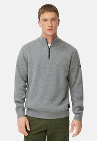 Пуловер Пуловер