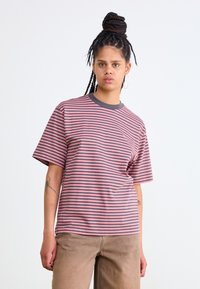 Футболка Футболка