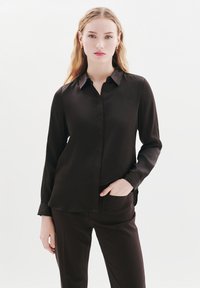 Шелковая блузка Шелковая блузка