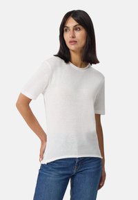 Футболка Футболка