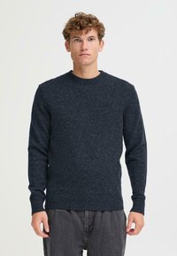 Пуловер Пуловер