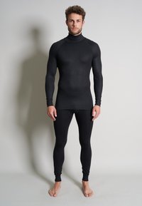 Лонгслив Лонгслив