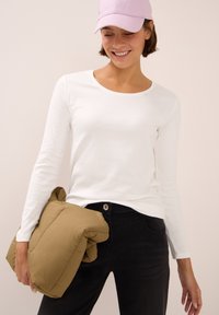 Лонгслив Лонгслив