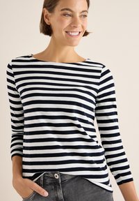 Лонгслив Лонгслив