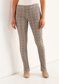 Треггинсы Треггинсы