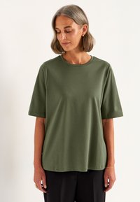 Футболка Футболка