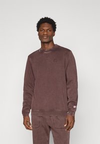 Спортивная кофта Спортивная кофта