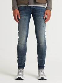 Узкие джинсы Узкие джинсы