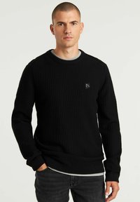 Пуловер Пуловер